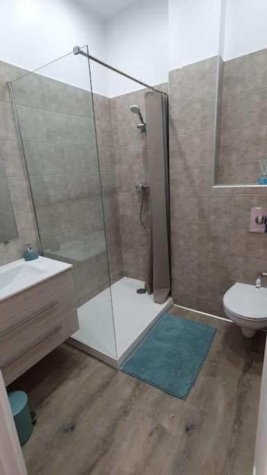 Appartement Centre-Historique 70 M2 Fréjus 外观 照片
